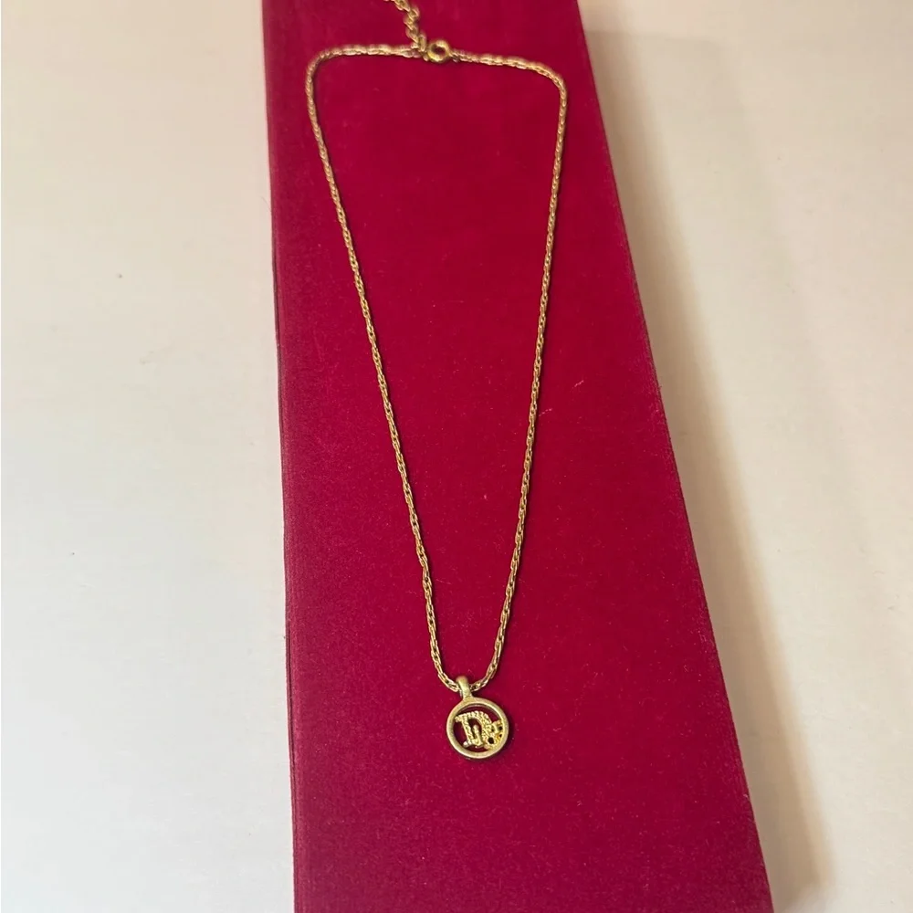 Dior Gold Pendant Necklace - Picture 9 of 10